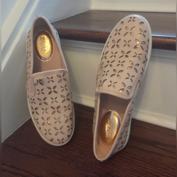 Michael Kors Keaton Powder Pink Slip-On Sneakers- Gently Adored! - Picture 10 of 14